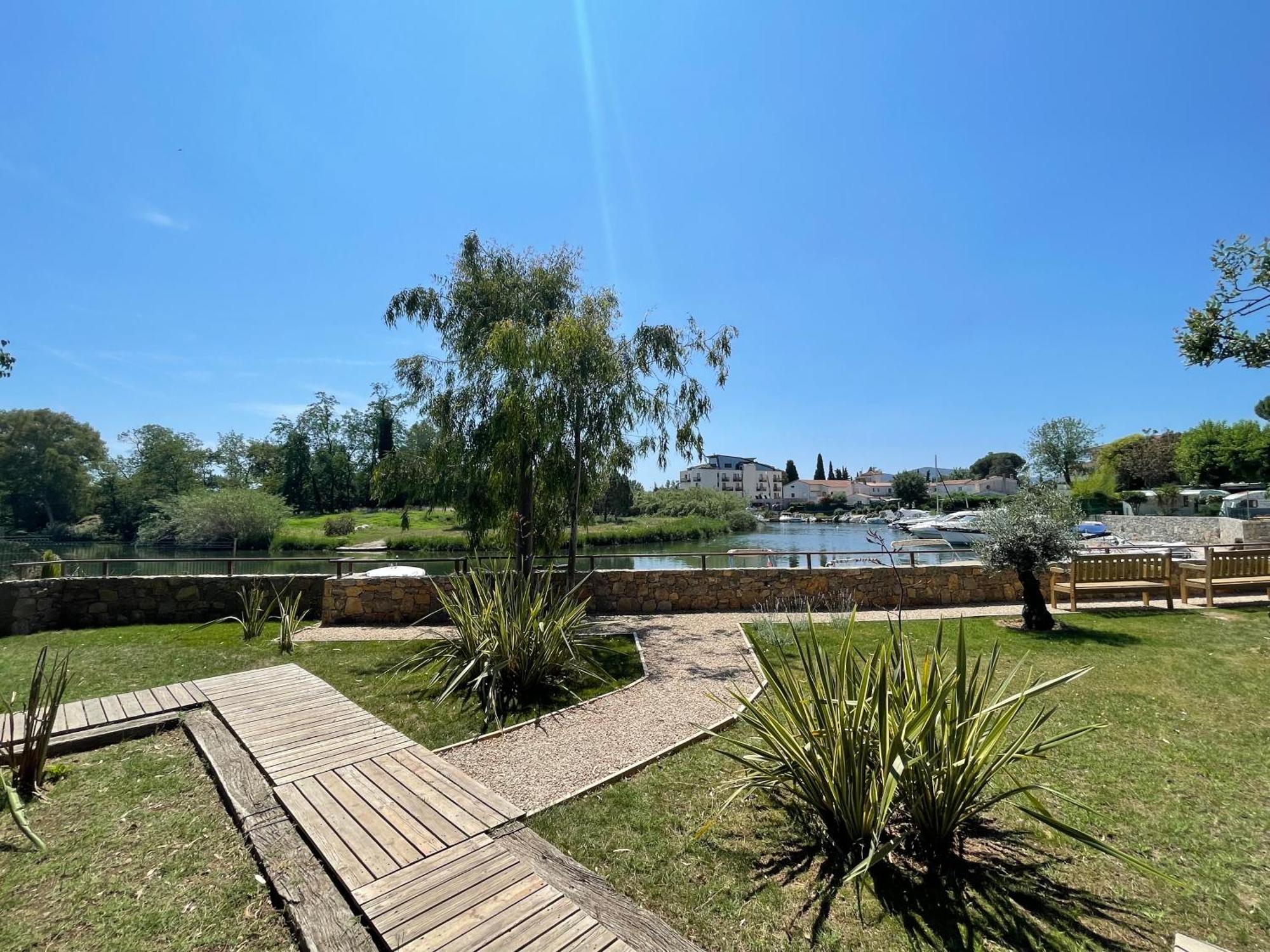 Camping Les Cigales Hotel Mandelieu La Napoule Bagian luar foto