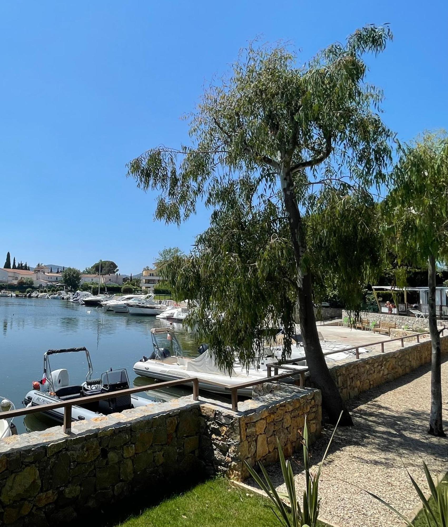 Camping Les Cigales Hotel Mandelieu La Napoule Bagian luar foto