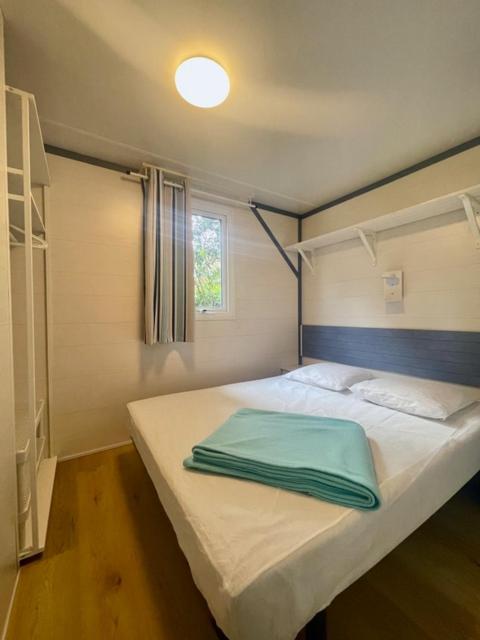 Camping Les Cigales Hotel Mandelieu La Napoule Bagian luar foto